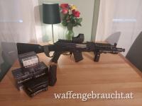 WBP Mini Jack Tactical AK 47 mit XS-Visier, Blueforce-Gear-Gurt und 4 Magazinen