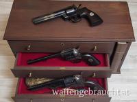 Colt Bicentennial Commemorative 3-Revolver Set in der original Holzkassette natürlich Nummerngleich! 