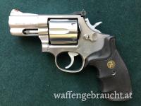 Smith & Wesson 686 -1  mit 2,5" Lauf, Kaliber .357 Magnum / .38 Special
