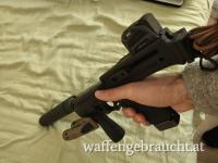 Glock 19 Gen4 mit B&T USW Chassis, Gewindelauf und B&T Impulse Schalldämpfer
