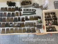 30 Ladestreifen K98, 6 Schweden Mauser, 10 Carcano + Sammlermunition