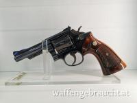 Revolver Smith & Wesson 18-3, Kal. 22LR, 4" Lauf mit Holster