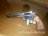 Colt Python im Kaliber .357 Magnum mit 6 Zoll Lauflänge