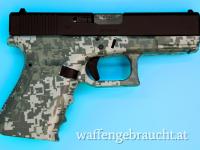 Glock 19 Gen3 mit original Glock Camo Griffstück - einzigartiger Prototyp