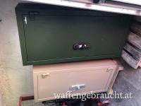 Massiver Waffenschrank mit Sicherheitsstufe 