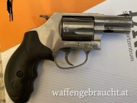 Smith Wesson Model 60 .357 Magnum 2 Zoll mit Zubehör