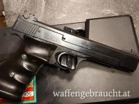 S&W