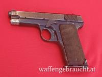 Beretta Pietro - Mod: 1915 - Nr: 6152 - erste halbautomat. Selbstldadepistole von Beretta - samt Tasche und Magazin
