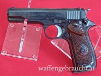 Star Pistole, Mod: SIS, Kal. 7,65 mm, im Karton, Kal. 7,65 mm, samt zweitem Magazin und Putzstock, geringe Gesamtfertigung