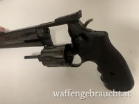 Revolver Taurus Reck 689 defekt, 