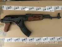 AKM deko