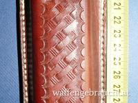 Magazintasche im Bascedlook