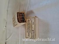 Munition Patronen 22 Lr  von 1941 ca Preis € 80 für beide Packungen