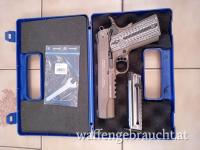 1911 Colt Government Rail Gun .22lr