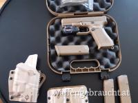 Glock 19X inkl. Taktische Lampe, Holster und 2 Extra Magazine 