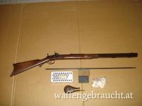 Pedersoli Missouri River Hawken Rifle Kal. 45 mit Zubehör