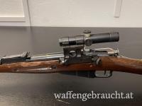 Ungarischer M52 Scharfschütze mit PU Zielfernrohr