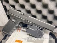 Glock 19 L - mit Glock GTL 22 - Glock Tactical Light - Laser !