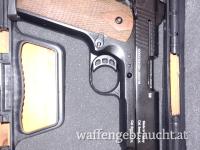 Kuzey 1911 Echtholz Walnuss Griffe 9mm PAK, schweres Modell Vollmetall !