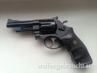 Smith & Wesson 27 Highway Patrolman BJ 80 mit viel Zubehör 