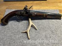 Steinschlosspistole reserviert