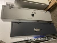2 massive Waffenschränke für 6-8 LW