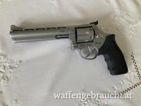 TAURUS 689    6"    357 Mag  (fast NEU)