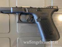 Neues Glock 19 Gen 5 Griffstück komplett mit allen Innenteilen.