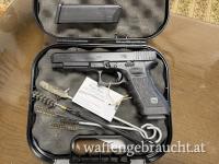 Glock 34 Gen 3 im Kaliber 9x19mm mit zweitem Magazin und Transportkoffer