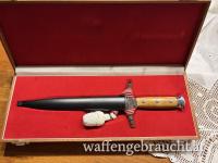 M43, Schweizer Offiziersdolch mit Schlagband