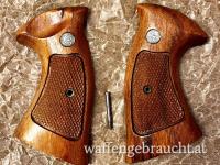 Revolver Griffschalen