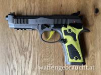 Beretta 92X Performance Optic RDO Dark Series Yellow