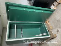 Massiver Waffenschrank für 10 LW 200 Kg, Zustellung eventuell möglich 