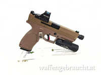 Tisas Zigana PX-9 Duty TH mit Holosun Red Dot und Olight Waffenlicht