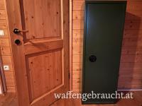 ROTTNER Stahlschrank für 8 Langwaffen