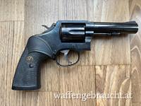Smith & Wesson 13-3 in 357 Magnum + 2 Speedloader, Holster, Topzustand
