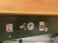 Langwaffen und kurzwaffen safe  