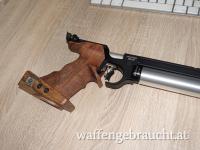Neuwertige Steyr LP10 Pressluft Matchpistole / neue Kartusche, neuer Koffer, usw.