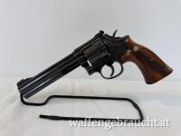 Smith & Wesson
