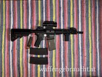 Specna Arms M4 Shorty mit Mlok und Aimpoint