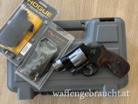  Smith & Wesson 327 PC Ultralight 8-Shooter, .357 Magnum NEU - RECHNUNG - UNGESCHOSSEN