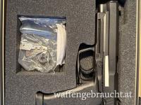 Heckler&Koch USP EXPERT 45 mm Auto; Koffer; Werkzeug; 2 Magazine;